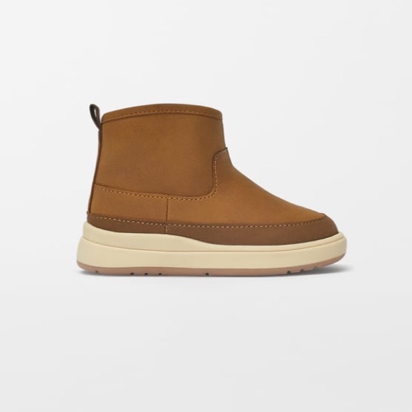 Zara Unisex Boots with a Cozy Interior! - Picture 2 of 7